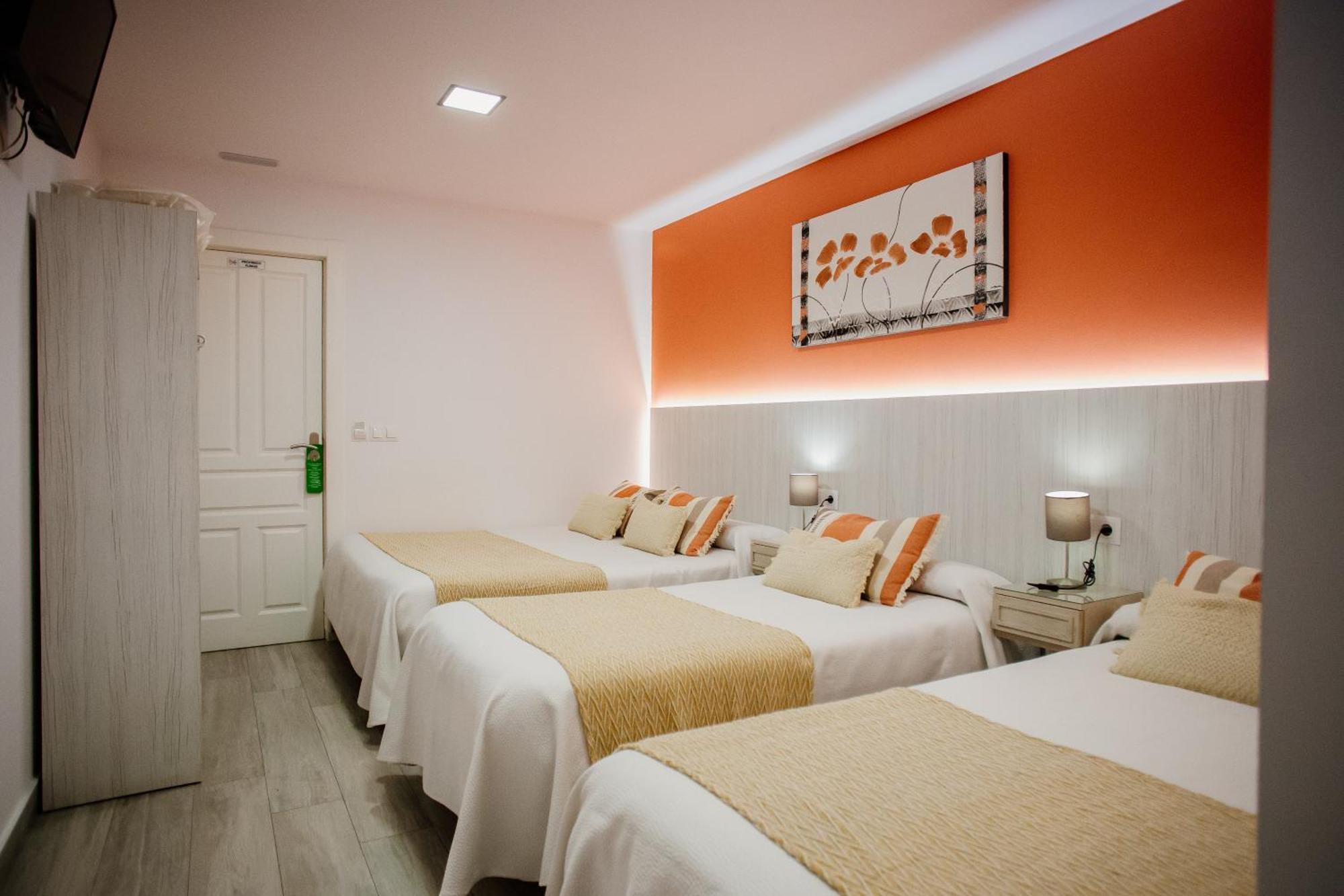 Turisticos Mastil 16 P2 Guest house 2*