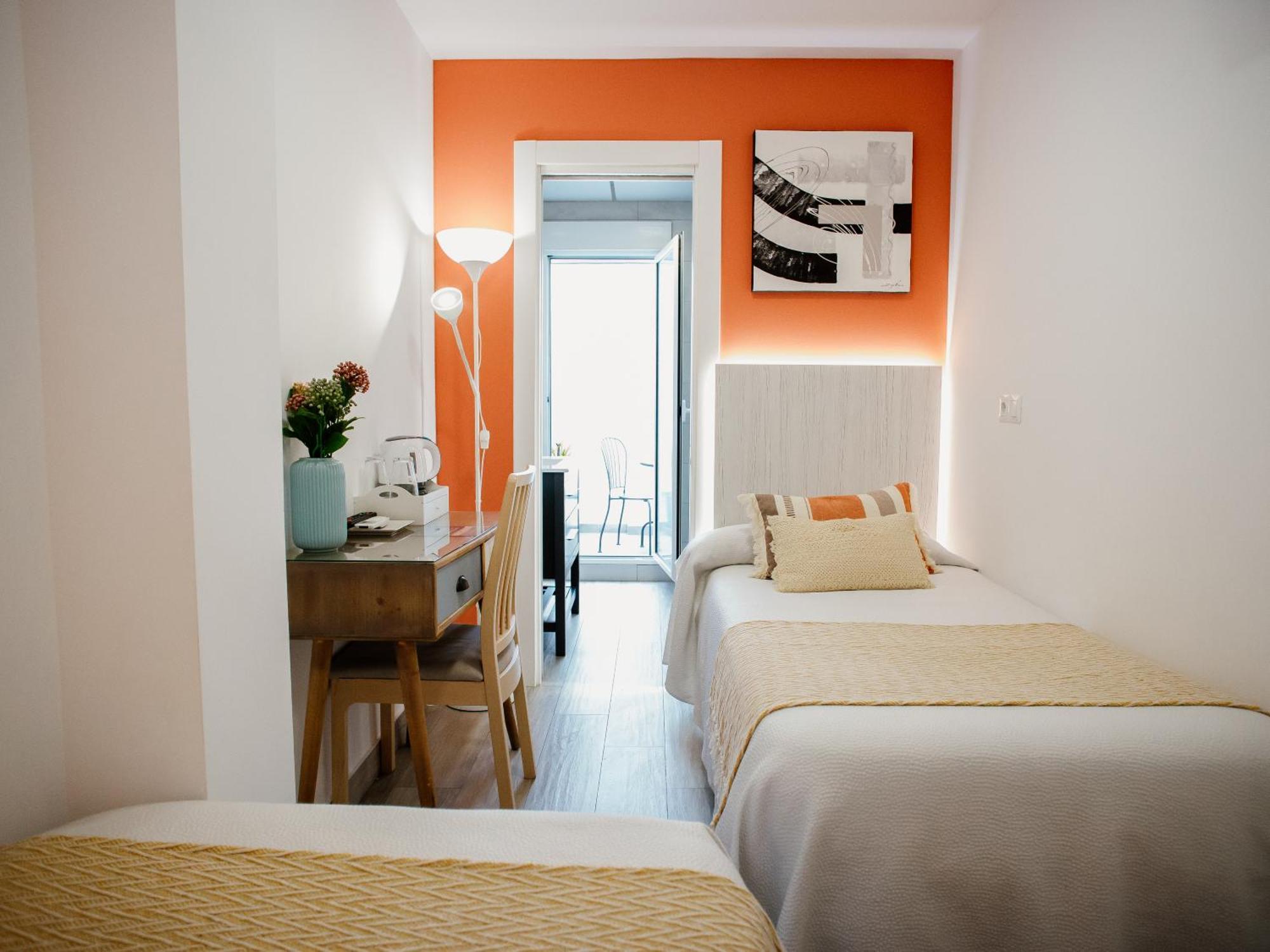 Guest house Turisticos Mastil 16 P2 2*